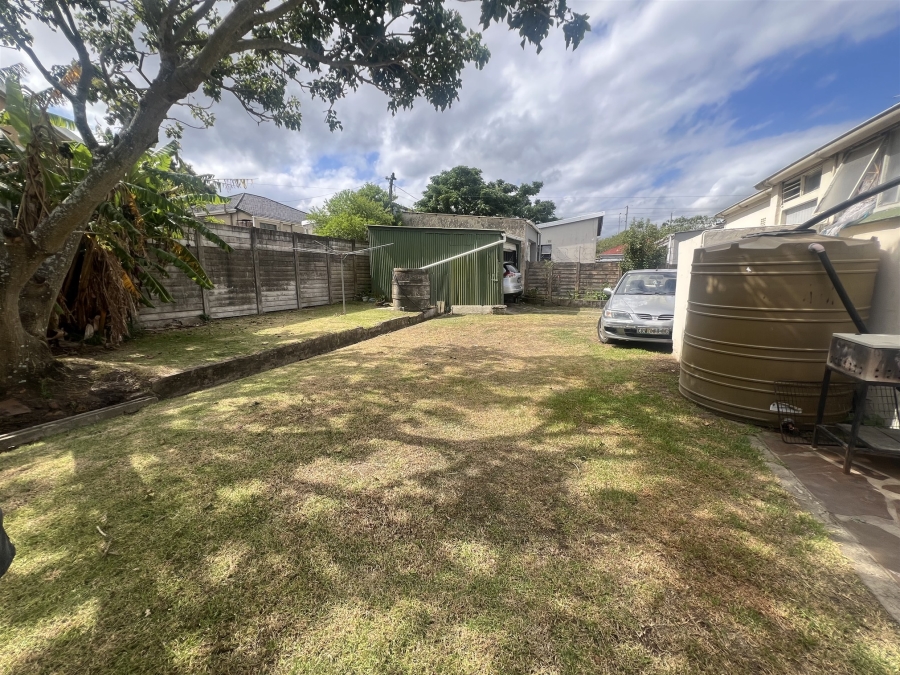 5 Bedroom Property for Sale in Cambridge West Eastern Cape